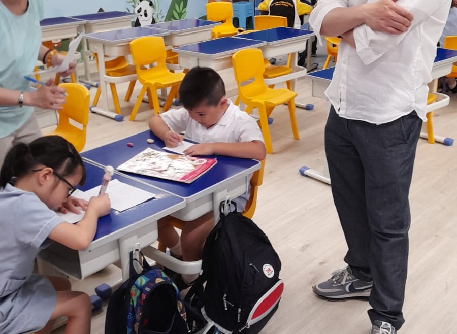 Routine visits by the Ten Percent Donation Scheme Foundation – go to the campus and accompany the children as they grow